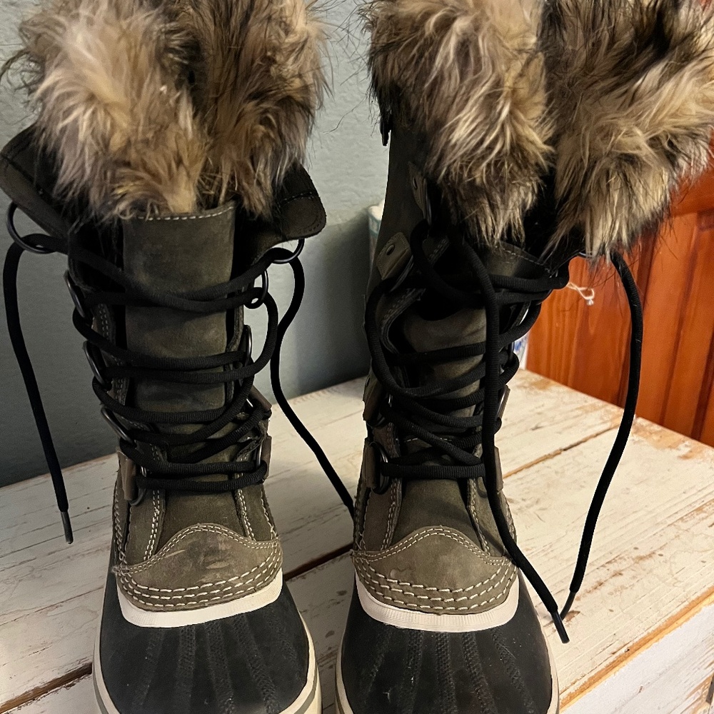 Sorel Women's Joan Of Arctic Waterproof Winter Mid Calf Rain Snow Boots - Nori